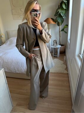 Neutral Beige Oversized Blazer with Wide Leg Trousers